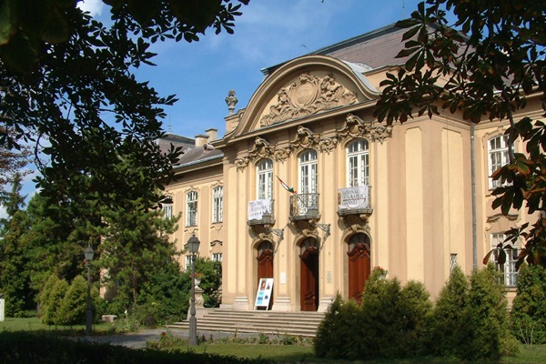 Balatoni Múzeum Keszthely, balatoni nyaralás, balatoni látnivalók